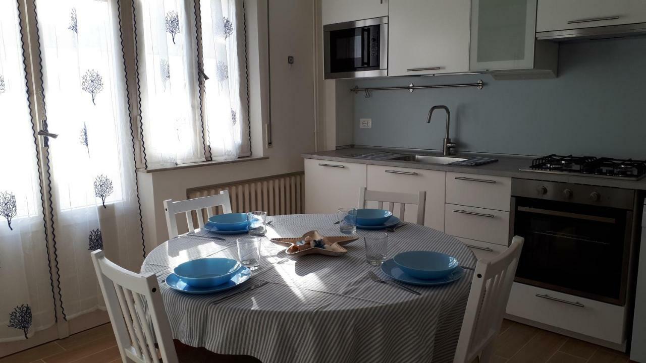 Senigallia D'Amare Buitenkant foto