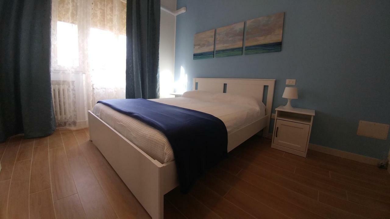 Senigallia D'Amare Buitenkant foto